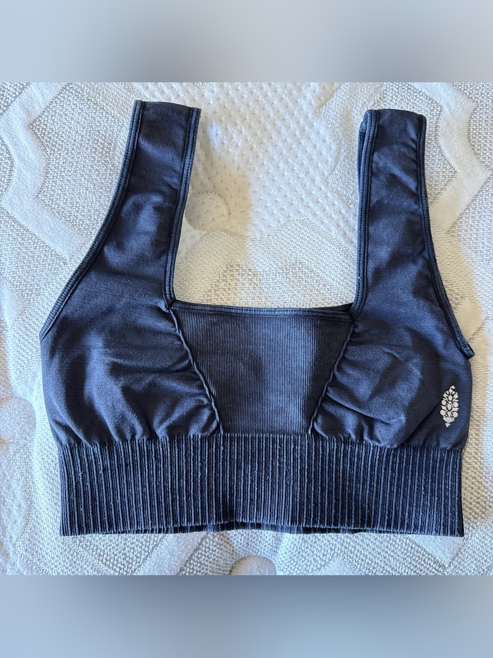 FREE PEOPLE MOVEMENT - GOOD KARMA  Black Ribbed Scoop Sports Bralette